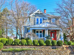 2840 E Saint Charles Pl, Cincinnati, OH 45208