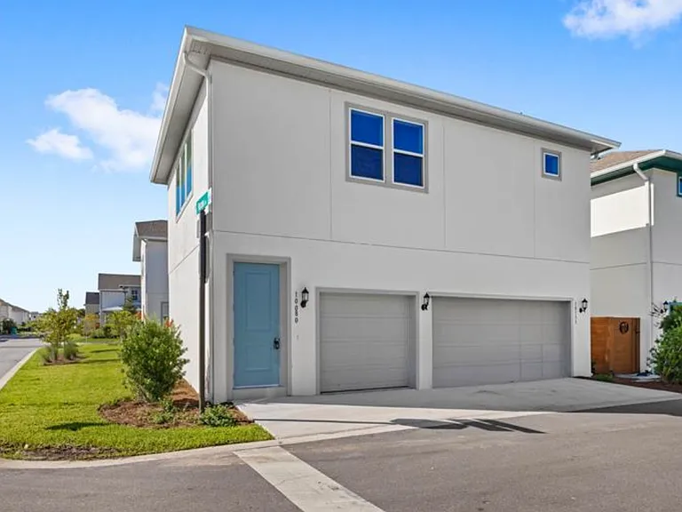 10080 Hulse Aly — Photo 1