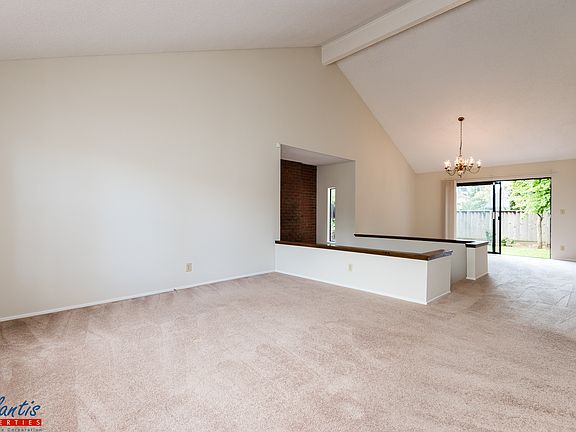 3rd image of 3244 Ravenswood Way