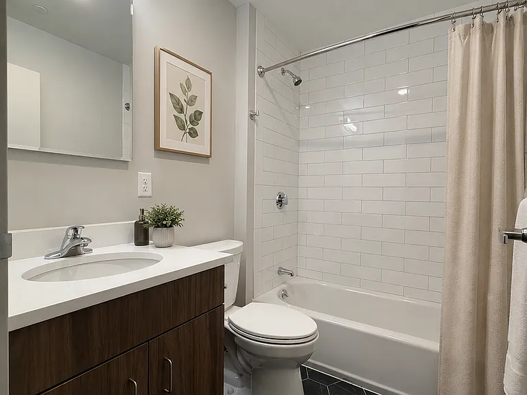 204 Main St #102 — Photo 4