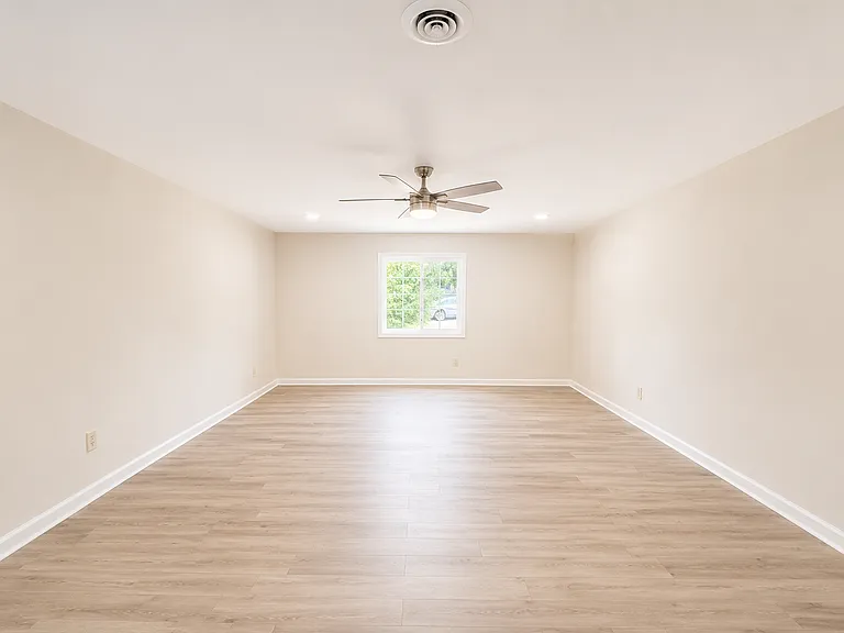 100 Haynes Ave — Photo 10