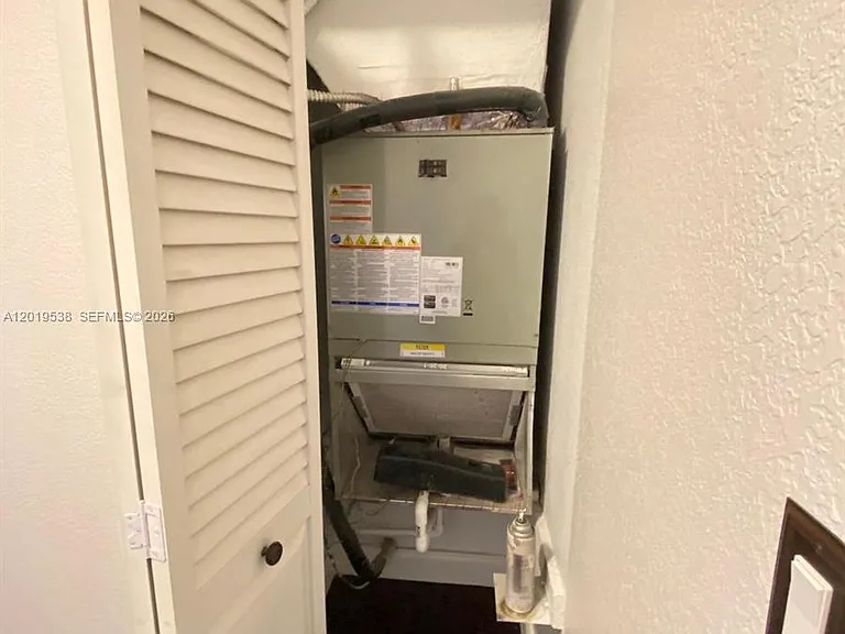 2041 Pompeii Ct #2014 — Photo 18