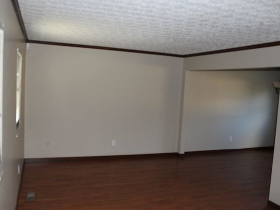 4th image of 1896 Dandridge Dr