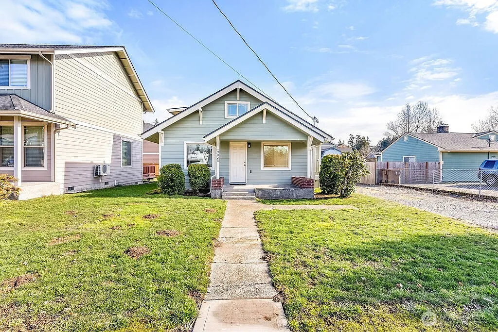 9025 A Street photo 1