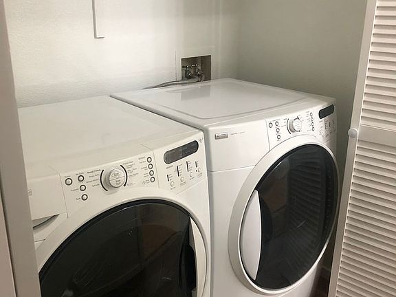4th image of 3400 Cabana Dr Unit 1023-12