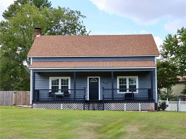 3709 Clearwater Dr, Fayetteville, NC 28311