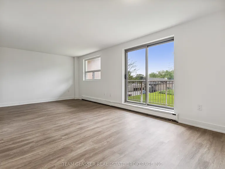 1570 Adelaide St N #224 — Photo 14