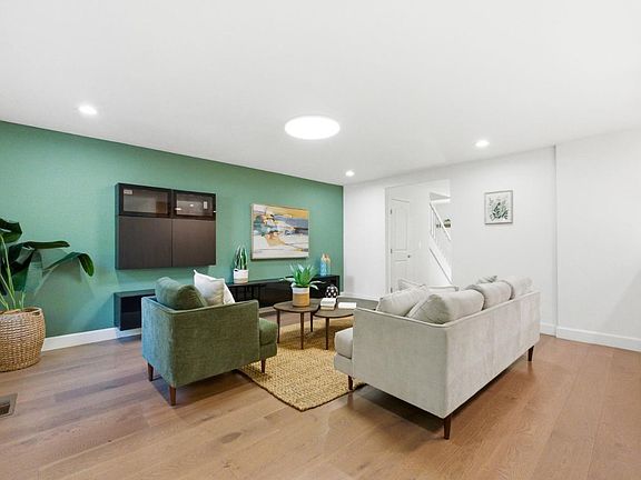5th image of 2035 Canary Island Ct