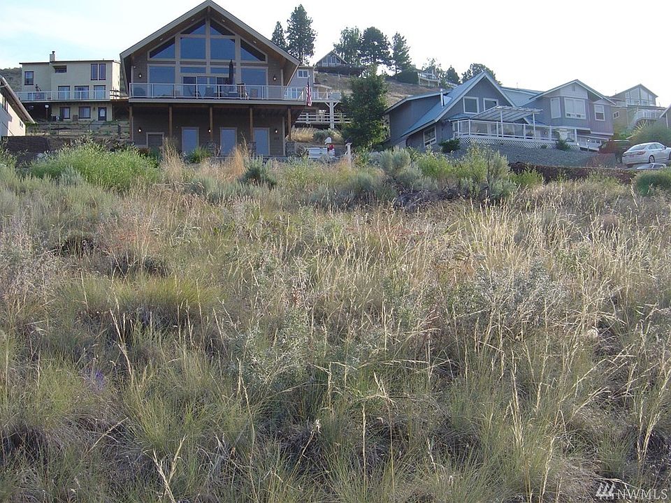 1st image of 100 San Remo Ln