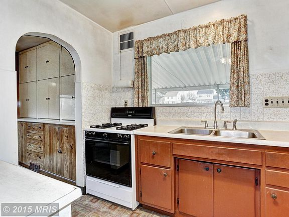 5th image of 9421 Twilight Dr