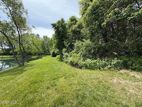 4th image of 8511 Angola Rd