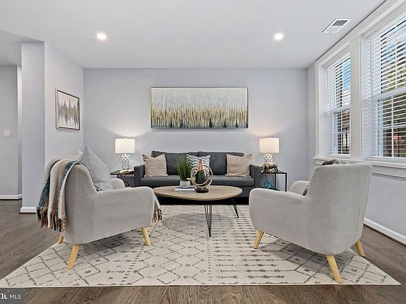 4th image of 1801 Otis St NE #2