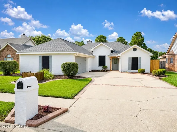 108 Bronze Medal Dr, Lafayette, LA 70506