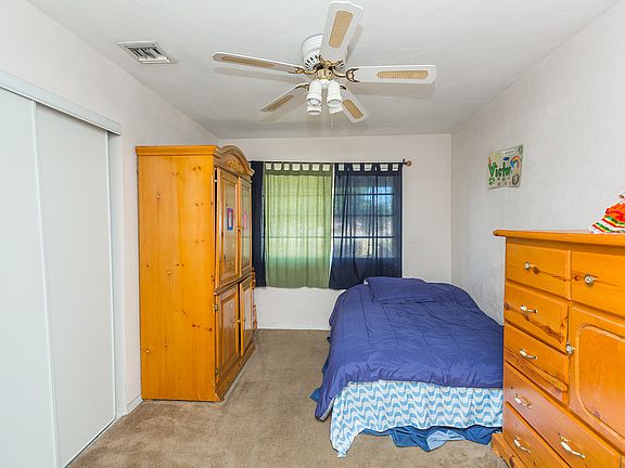 5th image of 14212 Parthenia St