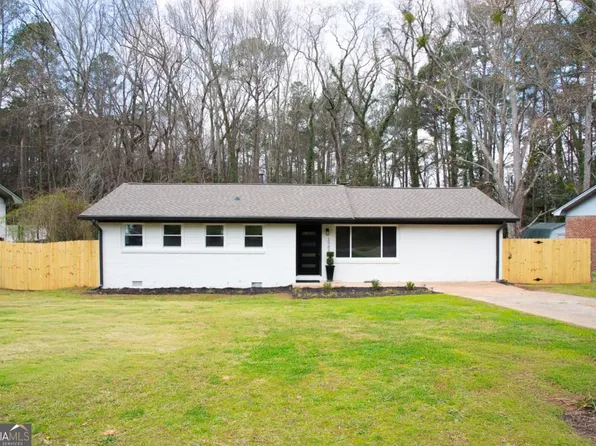 3985 Lindsey Dr, Decatur, GA 30035