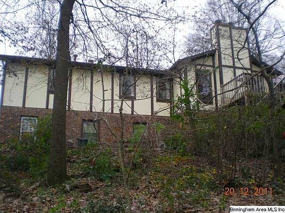 3rd image of 329 Laredo Dr