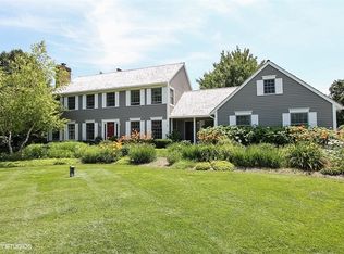 38 Sunset View Rd, Deer Park, IL 60010