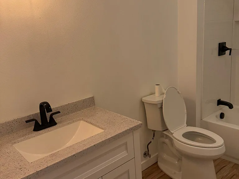 1070 S McKinley Rd — Photo 7