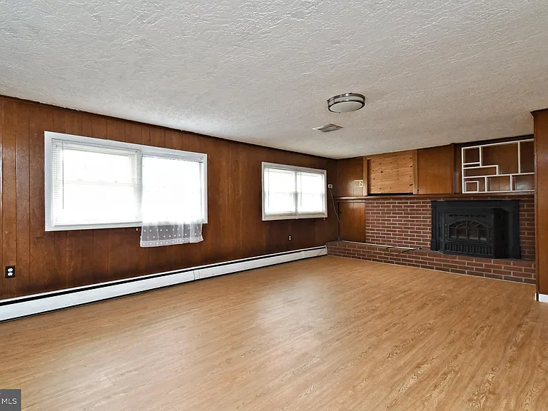 559 General Muhlenberg Rd — Photo 31