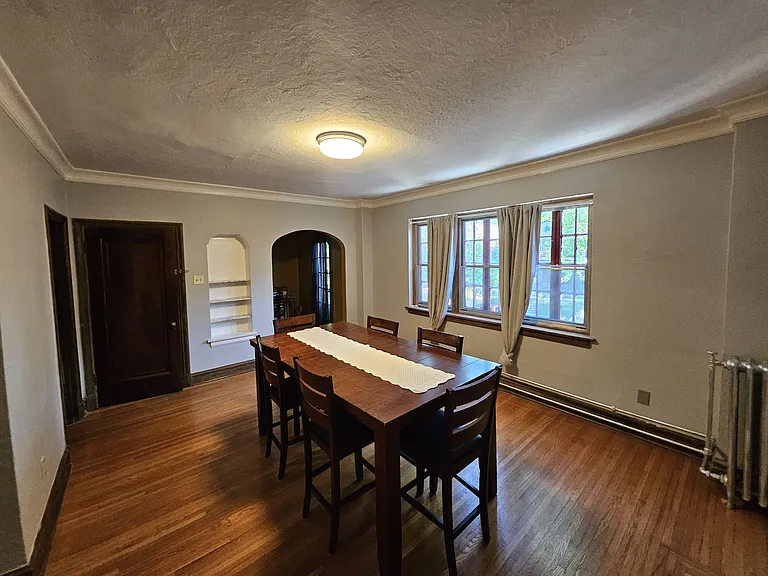7311 Amherst Ave — Photo 5