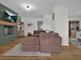 220 Barnes Ave, Circleville, OH 43113
