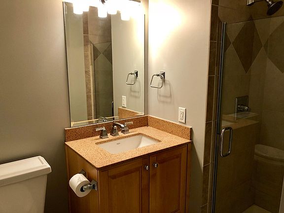 2nd Bathroom