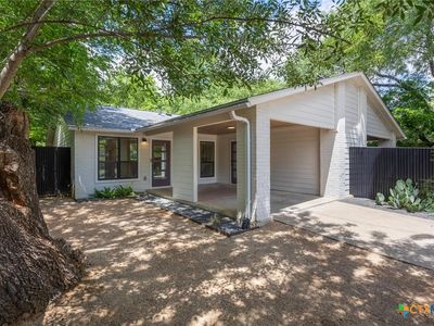 2220 E Stassney Ln #A, Austin, TX, 78744