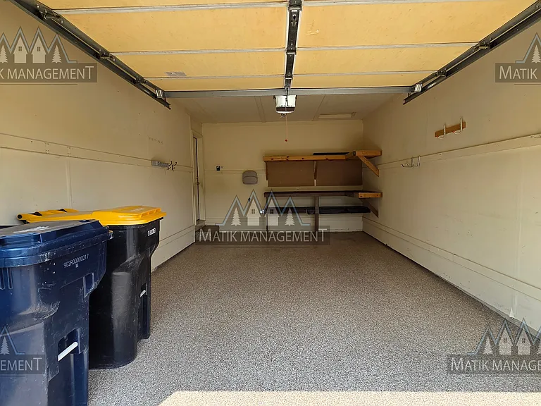 718 10th St SW — Photo 4