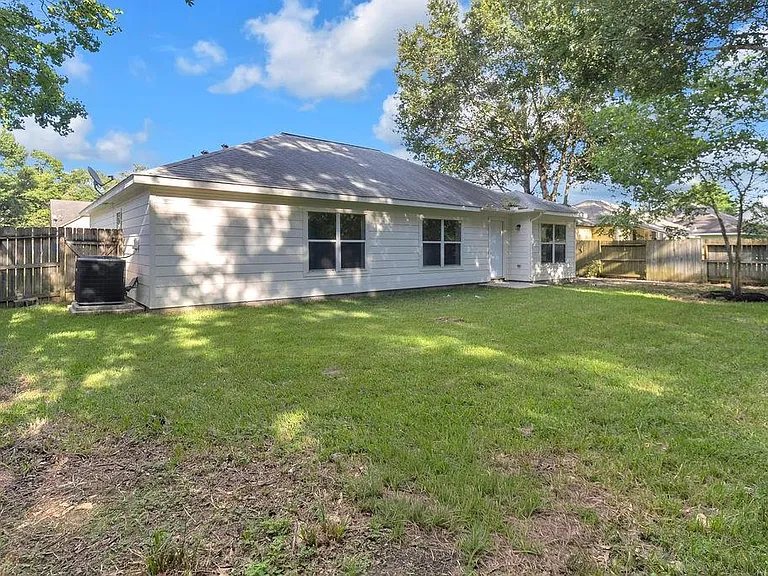 16413 Danika Oak Dr — Photo 25