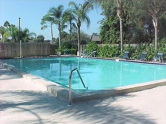 3rd image of 130 Gretchen Ct #130