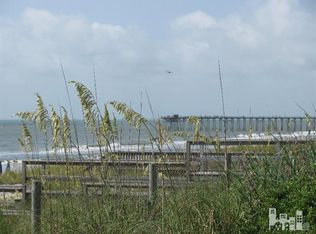 105 Ocean View Ave, Kure Beach, NC 28428