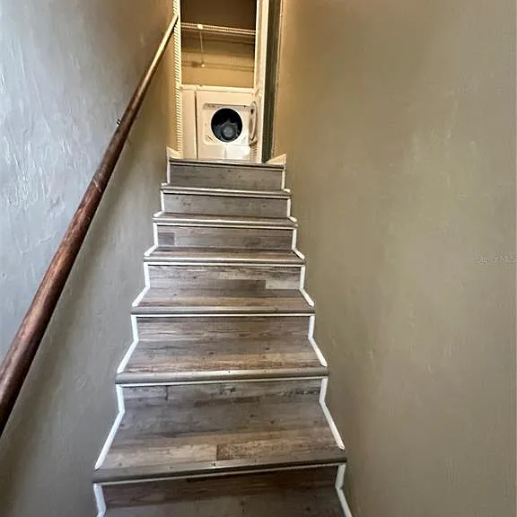 2735 SW 35th Pl #2001 — Photo 3