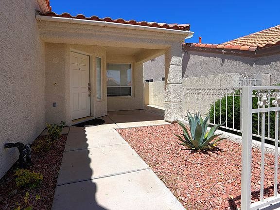3rd image of 7844 Morning Flower Ln