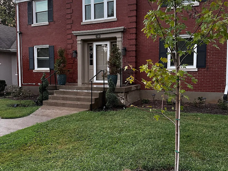 2121 Maryland Ave #1