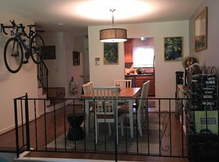 214 Melody Ln, Fairfield, CT 06824