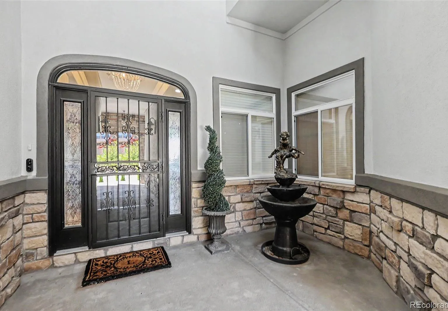 7 bed, 7.0 bath, 3096 sqft, $7,900 — Photo 4
