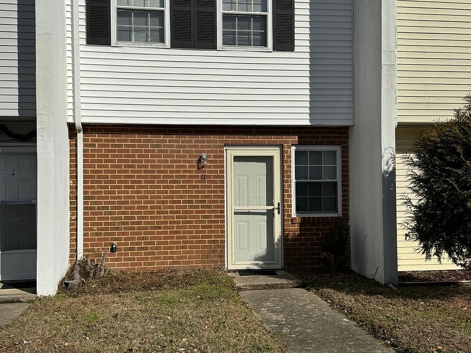1st image of 11 Sidewinder Ct
