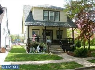 402 Cypress Ave, Woodlynne, NJ 08107