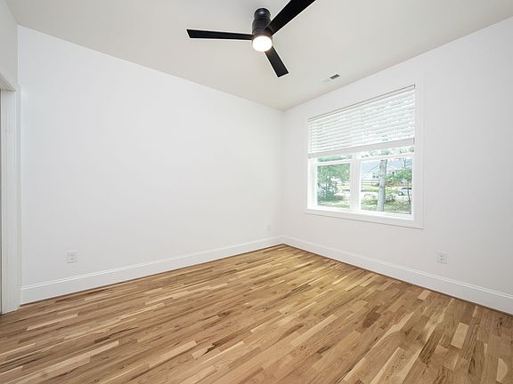5th image of 3810 Sperry Land Ct #16