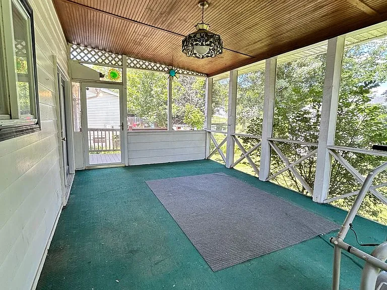 1369 Great Warrior Dr — Photo 14