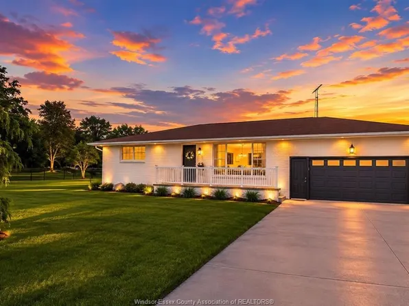 4259 Graham Side Rd, Kingsville, ON N0R 1B0