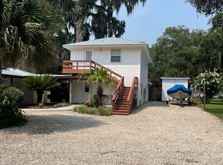 656 Hickory Bluff Dr #2, Waverly, GA 31565