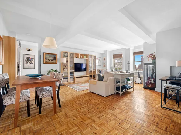 111 Hicks Street image 1 of 4