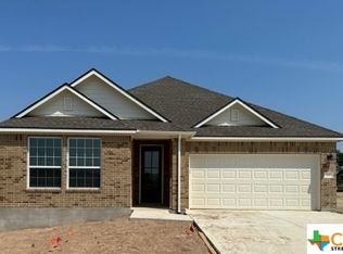 1441 Dancing Oak Ln, San Marcos, TX 78666