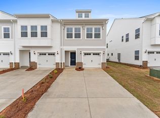 6052 Charlesdale Way, Spartanburg, SC 29302