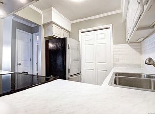 1604 Sharon Rd W APT 18, Charlotte, NC 28210