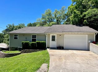 231 Lafayette Ln, Branson, MO 65616