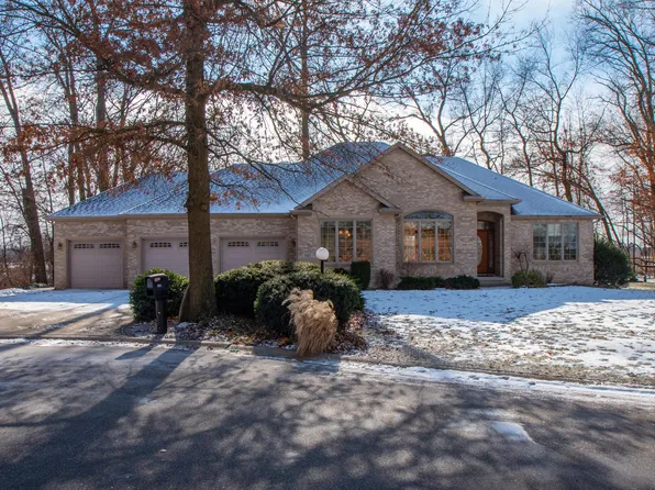 610 Eastwood Dr, Kouts, IN 46347