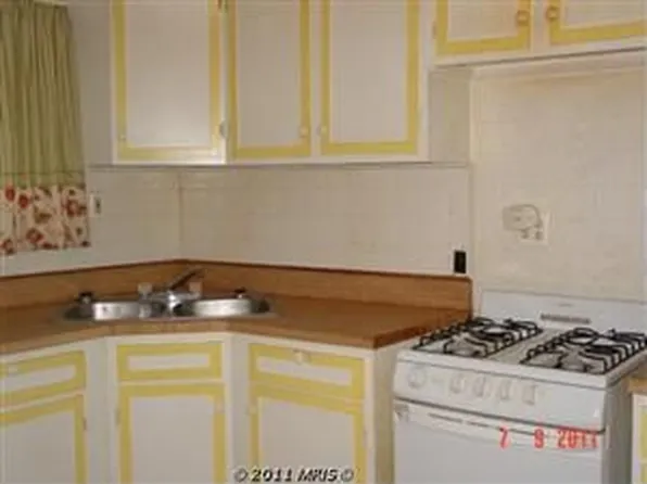 1261 Sargeant St, Baltimore, MD 21223