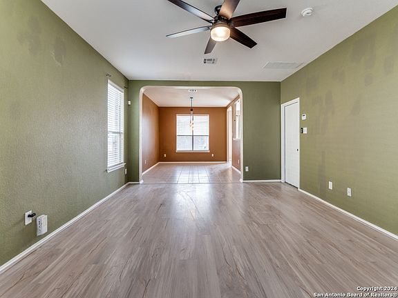 5th image of 2708 STERLING WAY